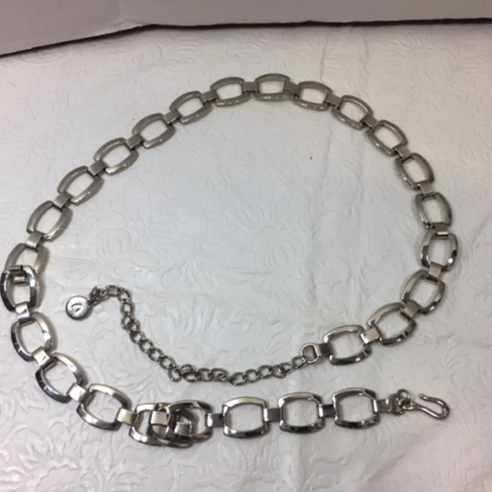 Silver Tone Chain Looped Adjustable Belt 37